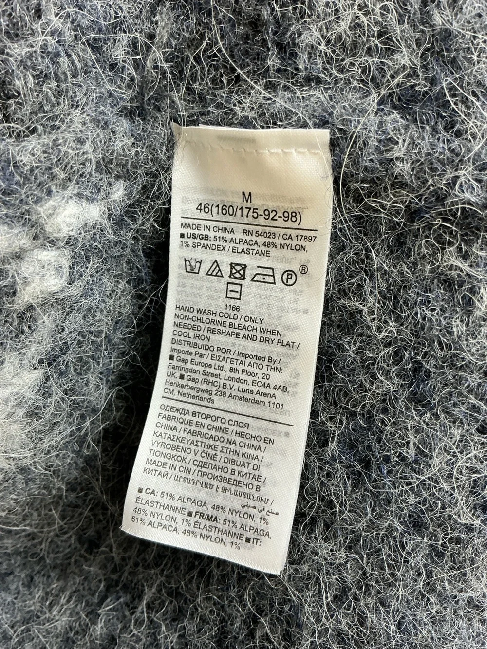 Banana Republic brand banana